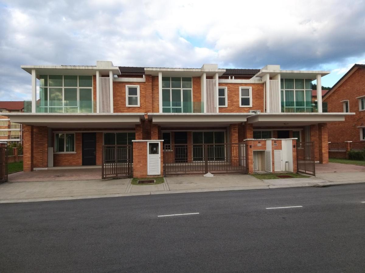 Goodview Vacation Homestay @Kajang Exteriör bild