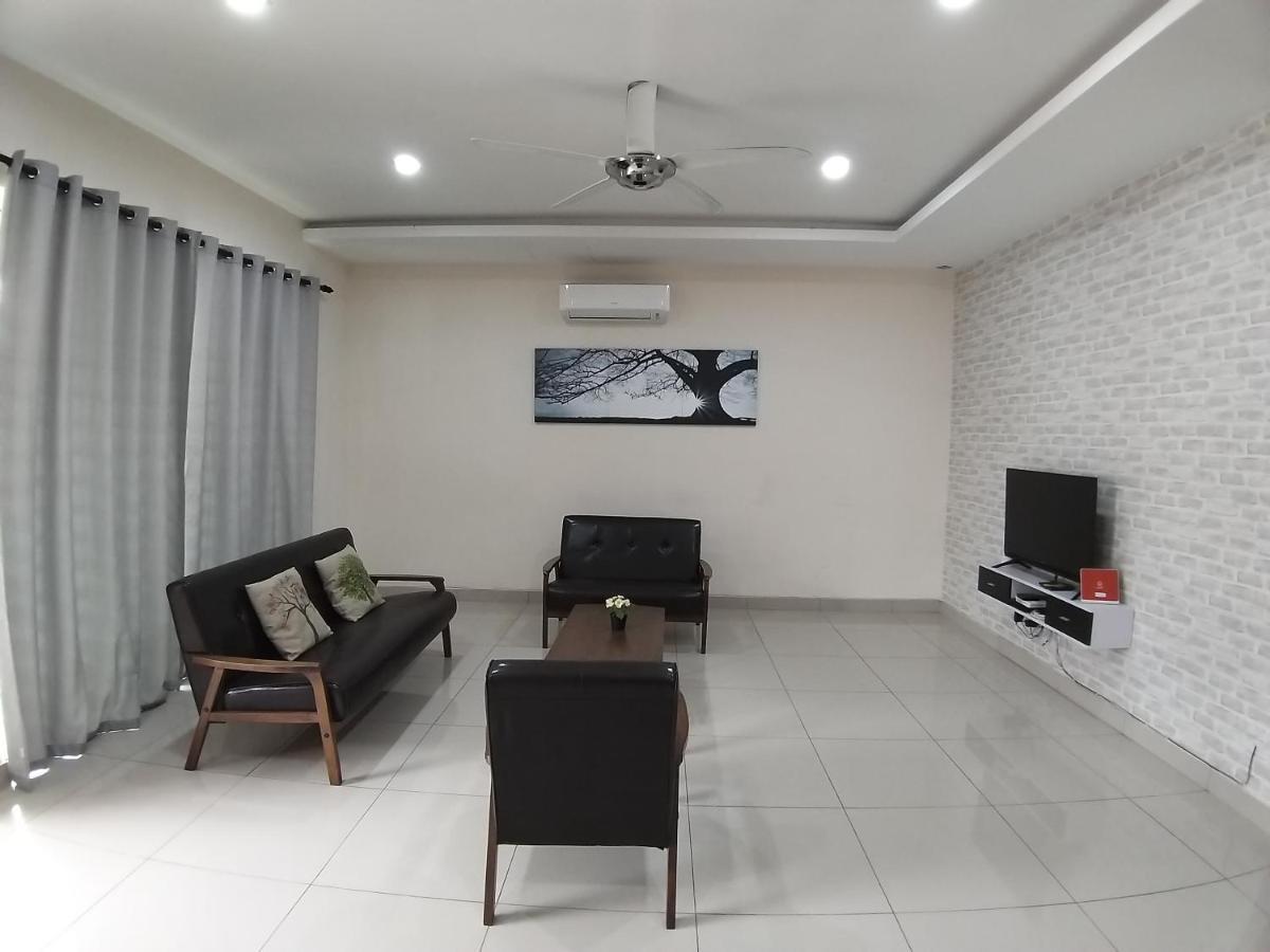 Goodview Vacation Homestay @Kajang Exteriör bild